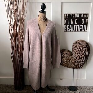 Debut Dusty Pink Buttonless Cardigan Sweater With Pockets